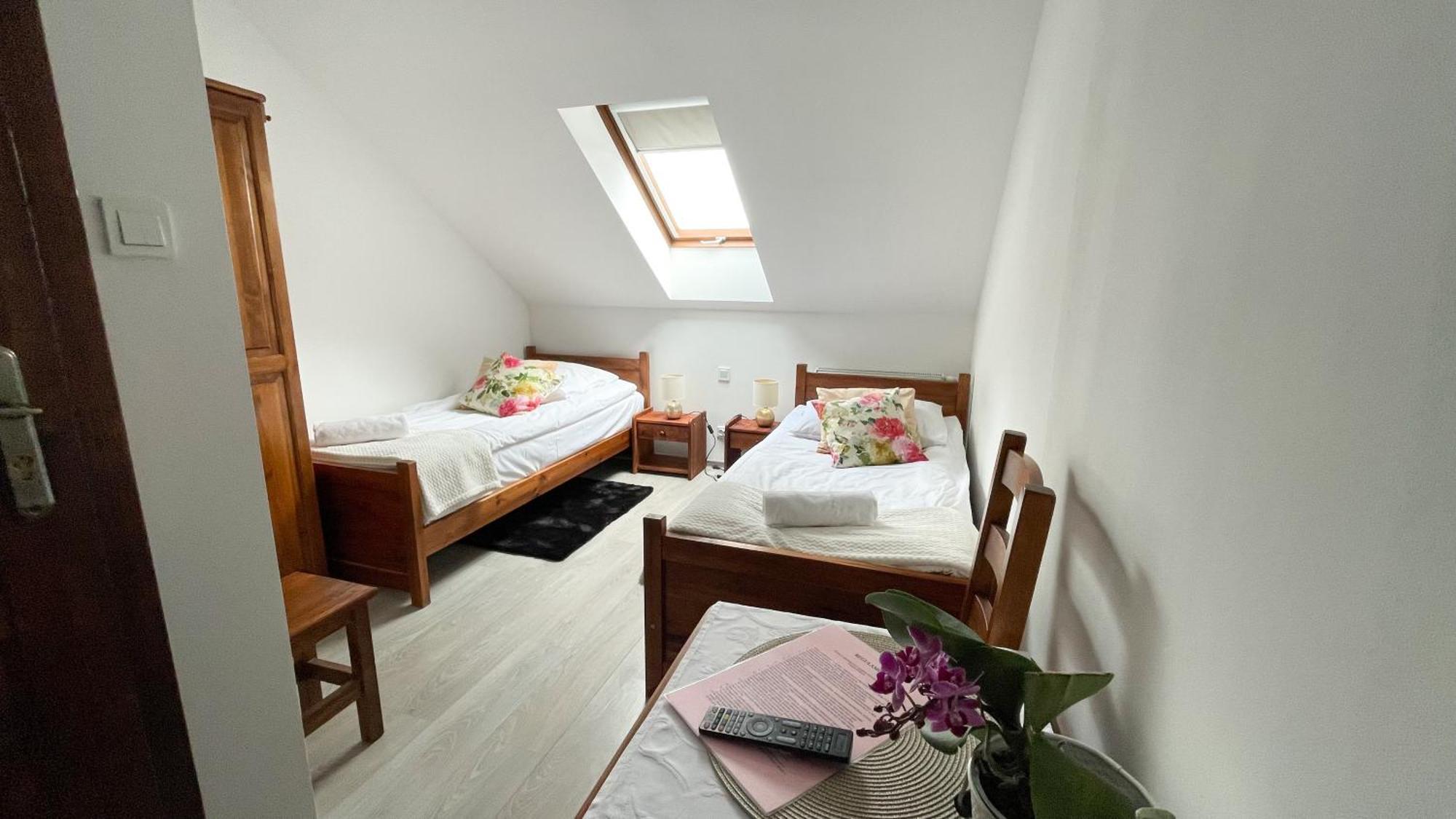 Pensjonat Koliber Sobków Exterior foto